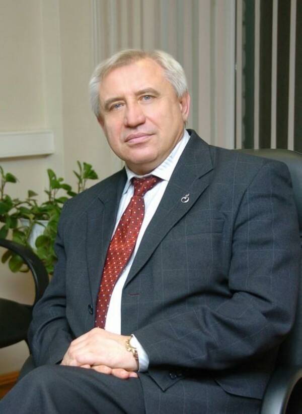 Михаил Изотов