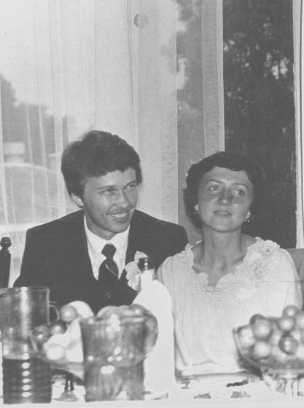 i (90)
