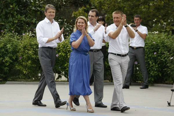 Светлана Медведева.........