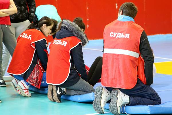 сдаче норматива   Готов к труду и обороне.......