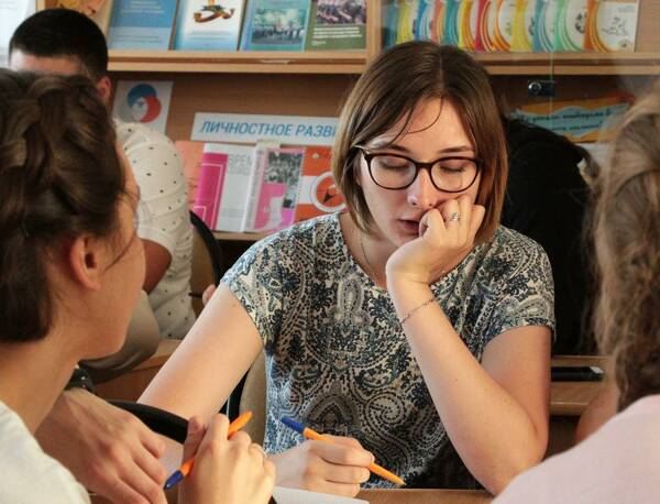 семинаре и обсуждали тему «Решение проблемных ситуаций и преодоление трудностей в работе отрядного воспитателя»....