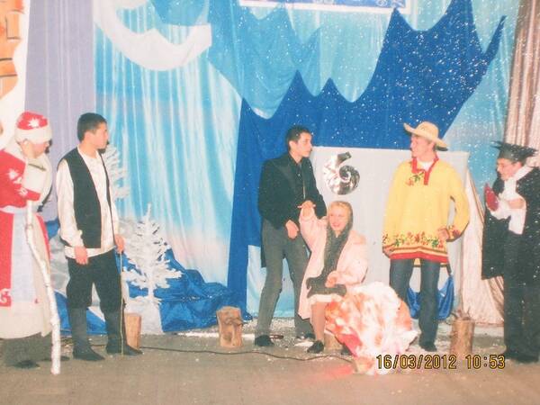 Спектакль Двенадцать месяцев.   ШПР 2005 г.