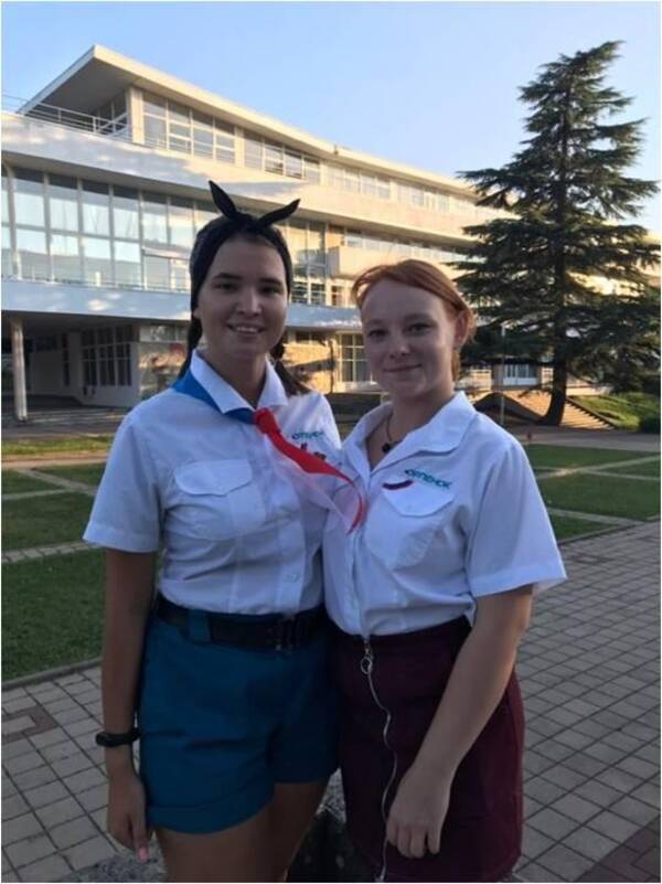 Кулишова Ольга и Дисенко Вероника