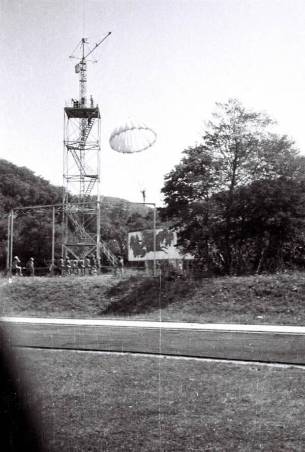 1969