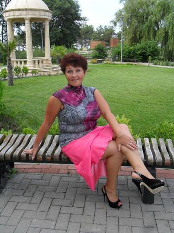 елена чулкова.....