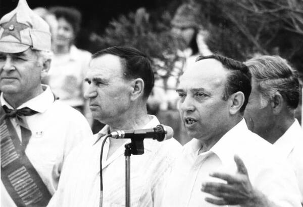 С.А.Шмаков, кто, О.С.Газман