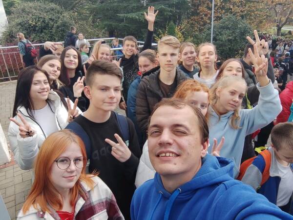 dEVVH2M6pws