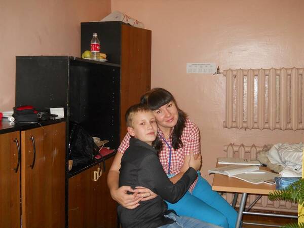 Вожатая Оксана Кузнецова... ..