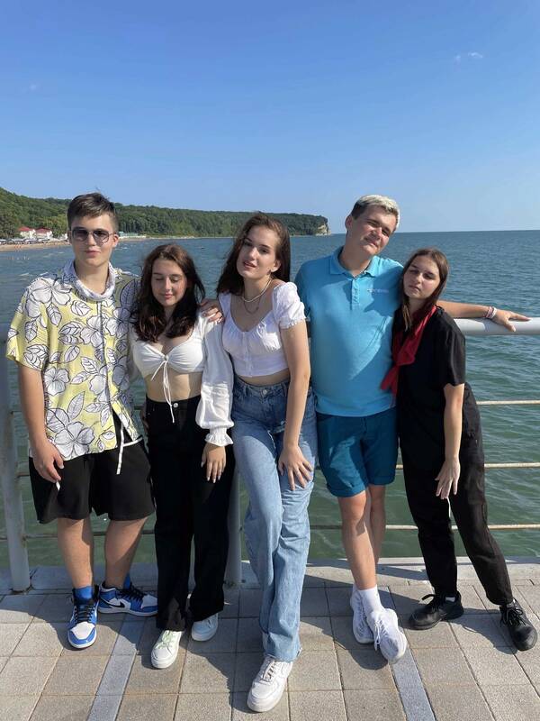 AuKlEHDUqfM