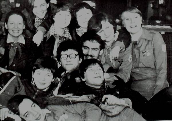 1983 е