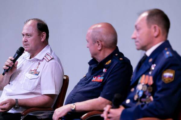 лётчик вертолётного Северо Кавказского военного округа, майор Владимир Степанов