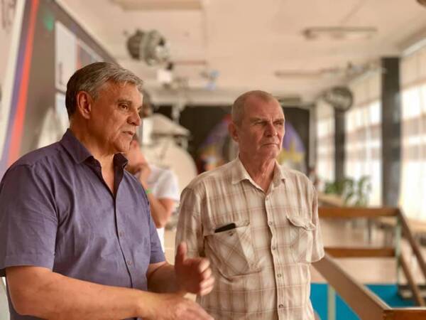лётчиком испытателем 1 класса Авиационный комплекс им. Ильюшина Владимиром Михайловичем Иринарховым..