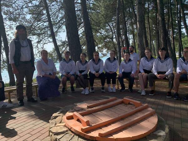 советский и российский путешественник, писатель и художник, первый в мире человек, достигший пяти полюсов земли, человек, который совершил пять кругосветных плаваний   ФЁДОР ФИЛИППОВИЧ КОНЮХОВ
