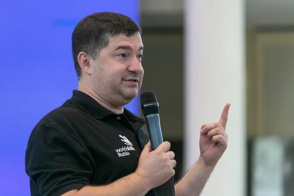 Познакомиться с движением WorldSkills смогли около 1500 орлят на лекции в Амфитеатре.