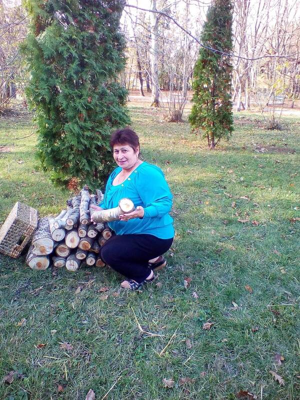 Нварт    Иванисова Кешишян