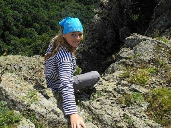 Эльвира Гвозди т