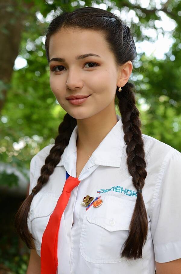 Сисенова Елена..