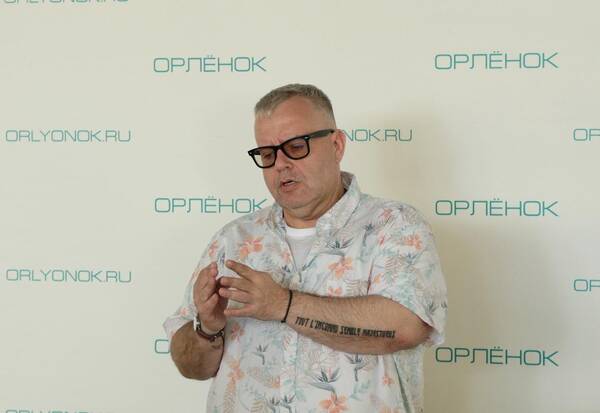 Блинов Алексей  обладатель двух хрустальных сов и звания лучший капитан «Что Где Когда» Алексей Блинов