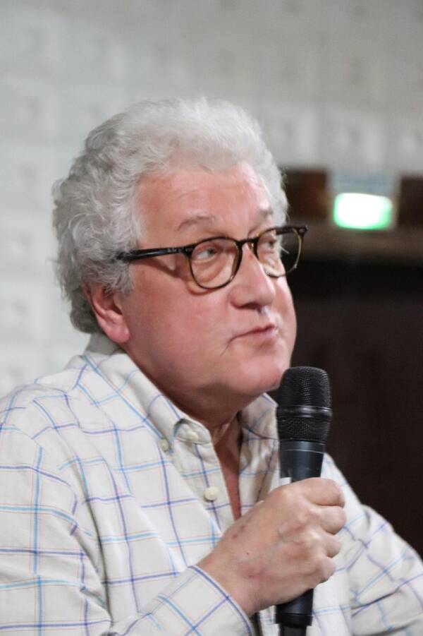 оператор, режиссер, мастер преподаватель кафедры кинооператорского мастерства ВГИКа Евгений Корженков..