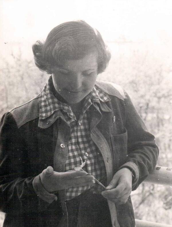 Вараксина (Безгодова) Галина. 1978  1980  гг. Звёздная. Вожатая. Дедовичи. Псковская.