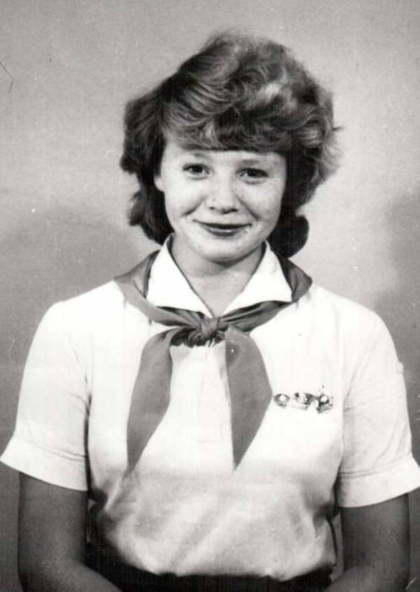 Кандакова Галина. 1984 85 гг.  Звёздная. Вожатая. Чебоксары. Чувашия.