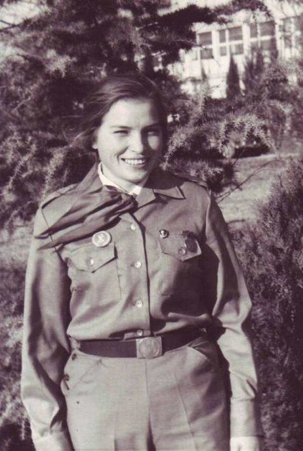 Ракшина (Орлова)  Валентина. 1973  76 гг. Солнечная. Стремительная. Вожатая. Коломна. Московская.