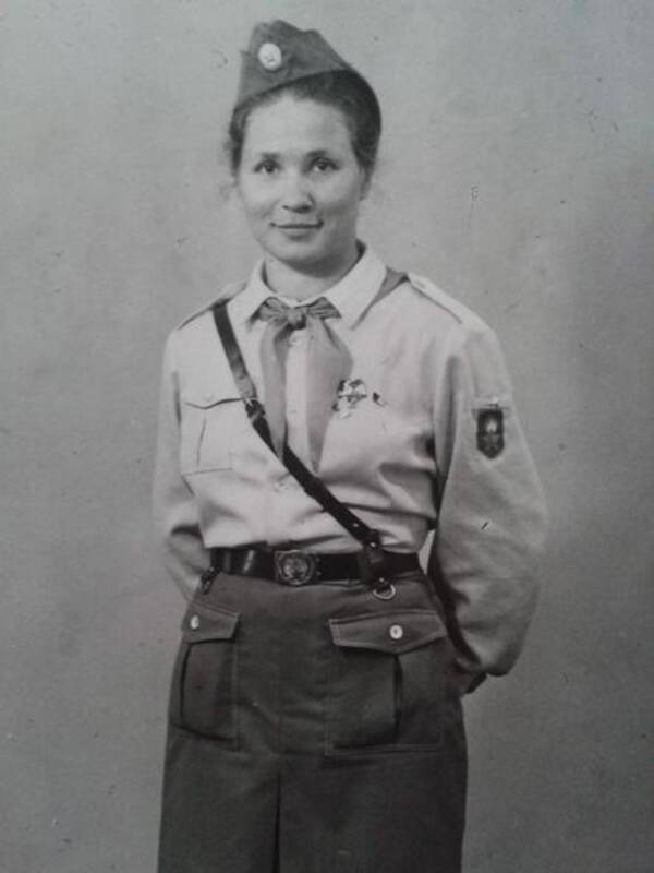 Тюменцева Галина. 1968 70 гг.  Звёздная. Вожатая. Томск.