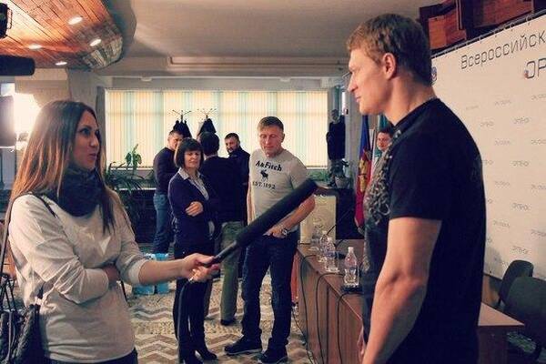 Александром Поветкиным.юю