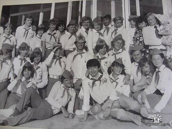 1983.