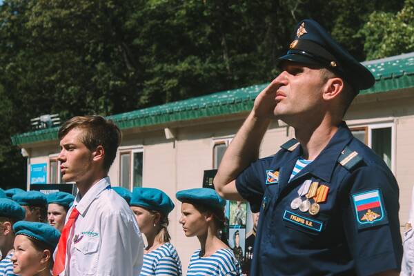 комсом     7 23