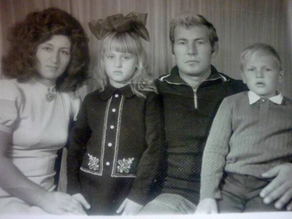 орлёнок 1977 год лунный городок семья куликовых..