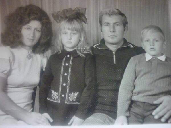 орлёнок 1977 год лунный городок семья куликовых