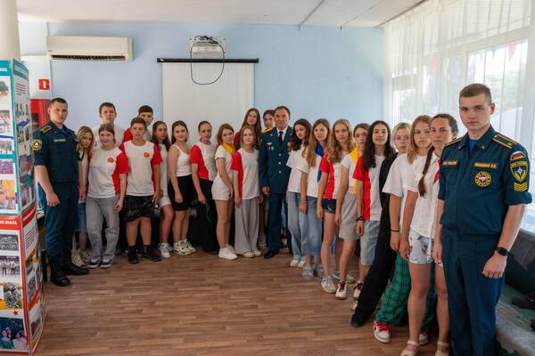 ветерана МЧС Александра Анатольевича Бурлая..