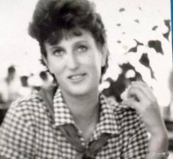 Ковалёва Елена. 1990 г. Звёздная. Вожатая. Усть Каменогорск. Казахстан.