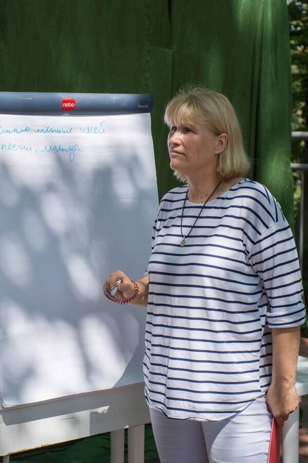 Спирина (Ершова)    Людмила  ы .