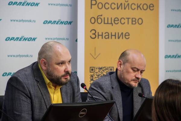 В Центре состоялась встреча для сотрудников структурных подразделений с преподавателями Армавирского государственного педагогического университета. .