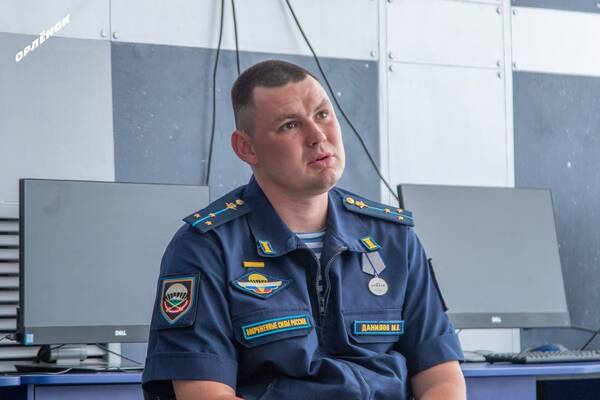 Максим Данилов – старший лейтенант гвардии, заместитель командира роты по военно политической работе ВДВ...
