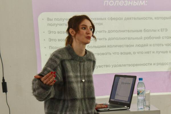 Тверетинова Анастасия — руководитель идейный вдохновитель благотворительного проекта «Хвосты и Лапки»