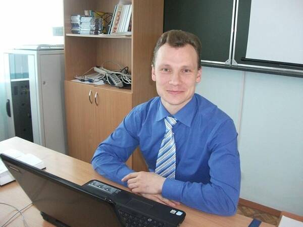 Белоногов Юрий. школа.   Учитель.