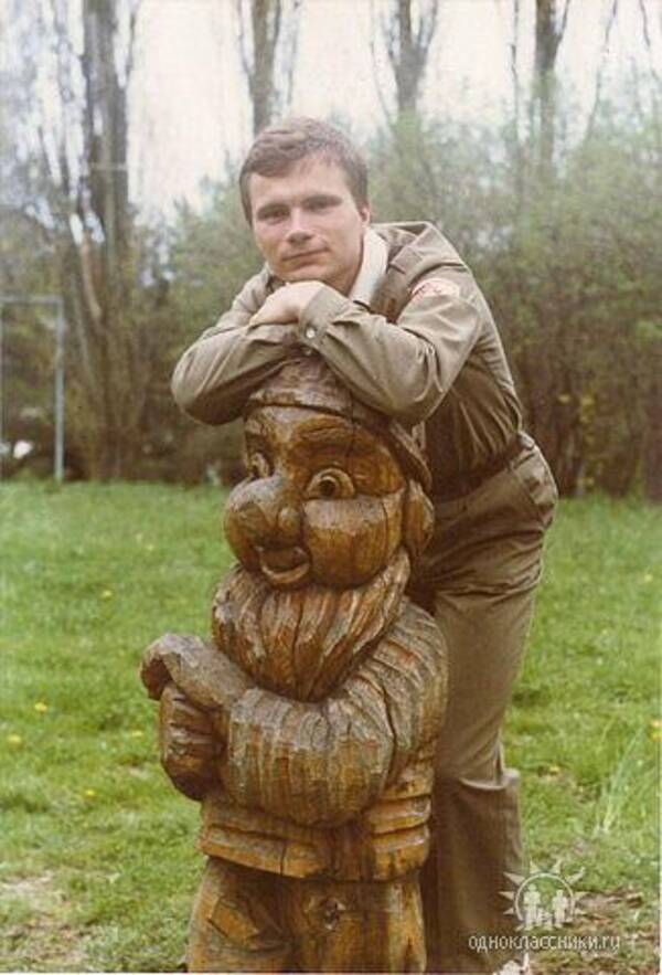 Котов Игорь. 1988 – 1990 гг. Комсомольский. Вожатый.
