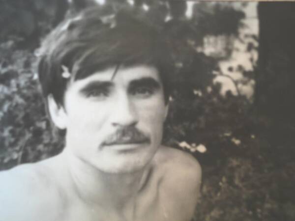 Пантелеев Василий.   1983.   Солнечная. вожатый.