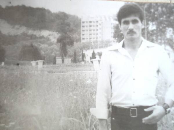 Пантелеев Василий.   1983.     Солнечная. вожатый.