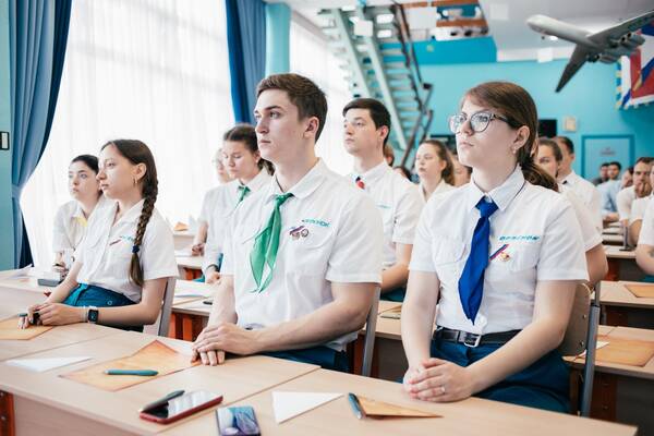 Для педагогов и сотрудников «Орлёнка» День единых действий прошёл в формате тематического урока в Музее Победы и на образовательных площадках Центра....  jpg
