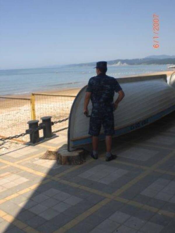 x 62351910