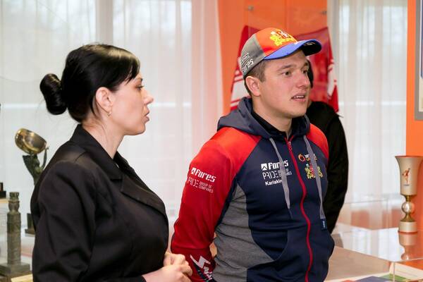 1HulW6Fj8vI.jpg российский спортсмен Сергей Карякин