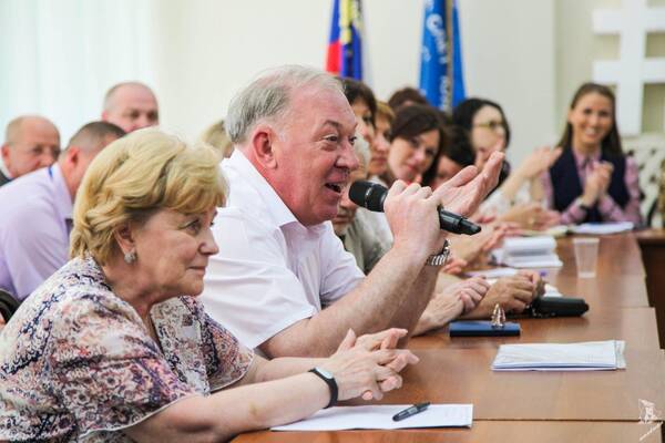 Организаторы, гости, руководители делегаций, команд и участники Всероссийского конкурса юных инспекторов дорожного движения Безопасное колесо 2018......