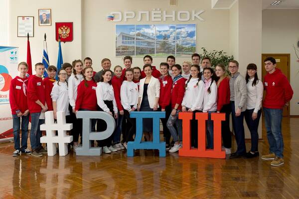 Y5EKMm2ZMWI.jУполномоченным при Президенте Российской Федерации по правам ребёнка Анной Кузнецовой