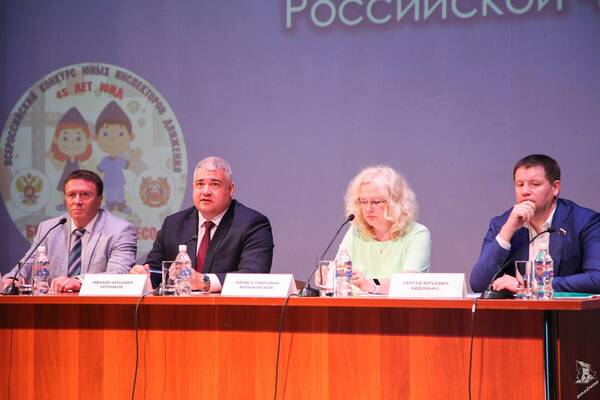 yg 9dsOAVZE.jpg  начальник Госавтоинспекции МВД России Михаил Черников