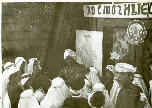 жемч       1981