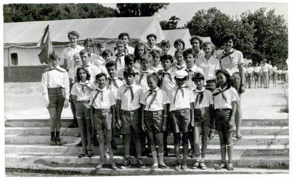 JtoXb1EIjeo.jpg  1987